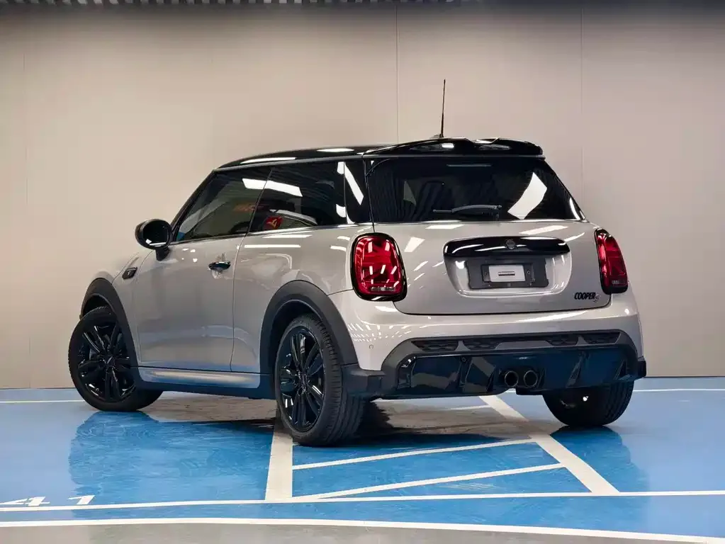 MINI Cooper (3-door) 2021 из CN, фото 2