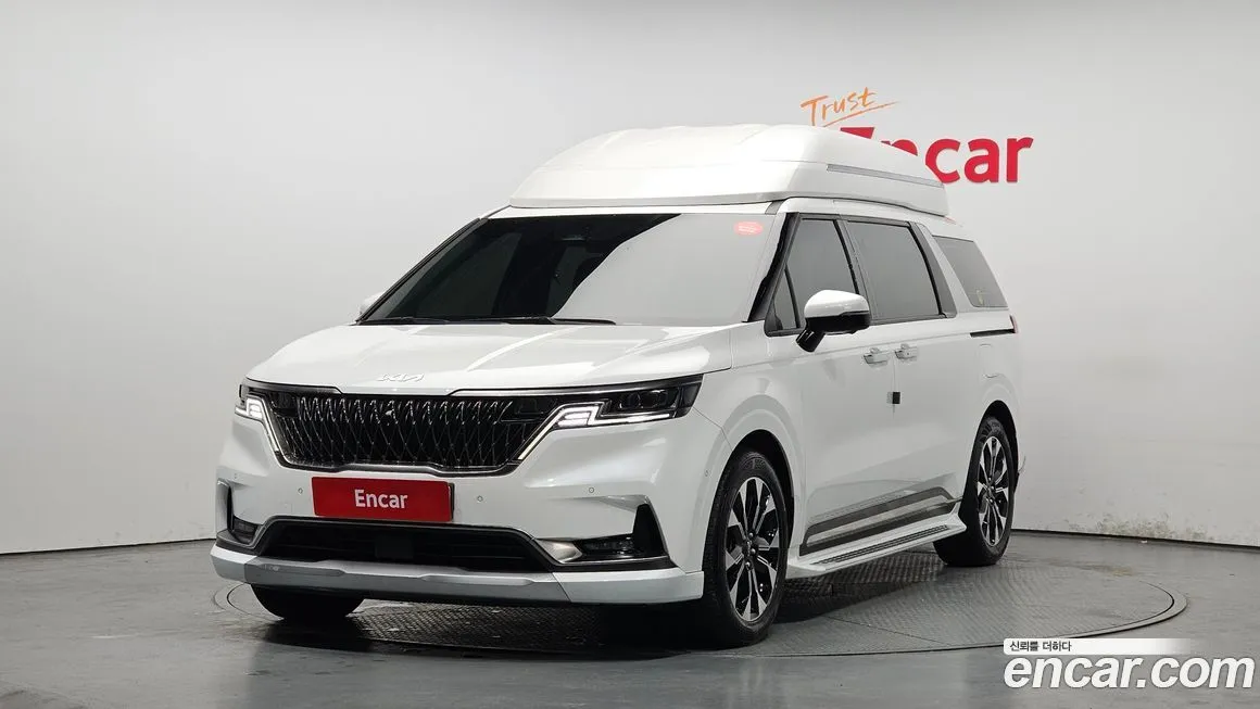 Kia Carnival — фото 1