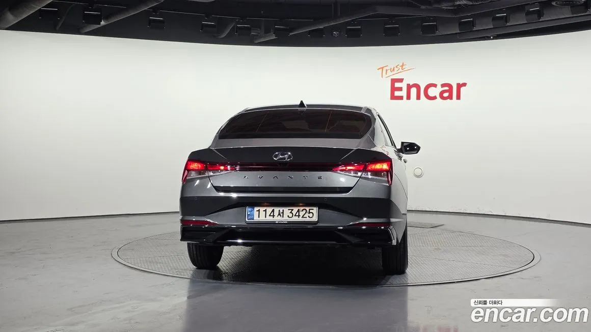 Hyundai AVANTE — фото 2