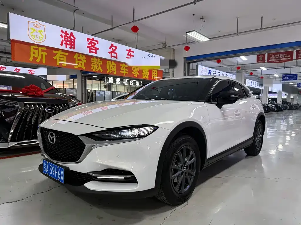 Mazda CX-4 — фото 1