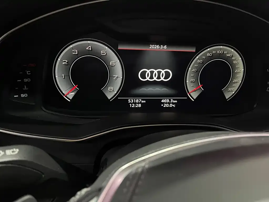 Audi A6L — фото 5