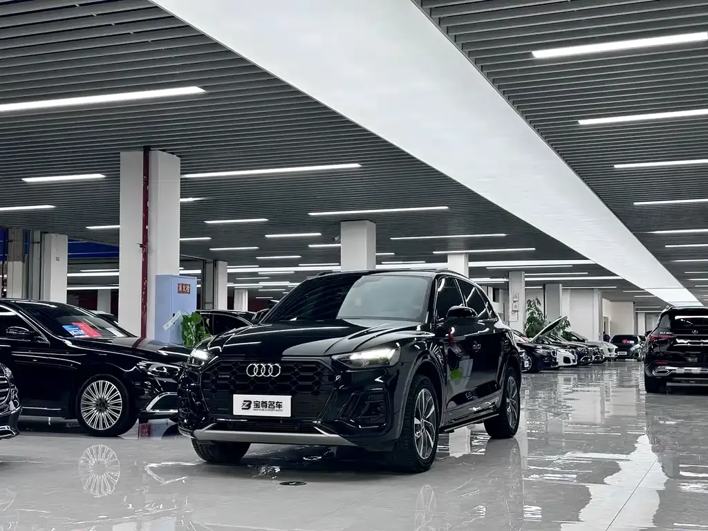 Audi Q5L 2024 из CN, фото 1