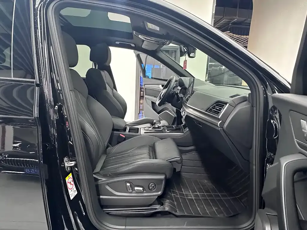 Audi Q5L 2024 из CN, фото 6