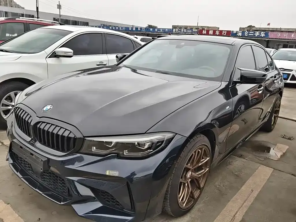 BMW 3 Series — фото 1