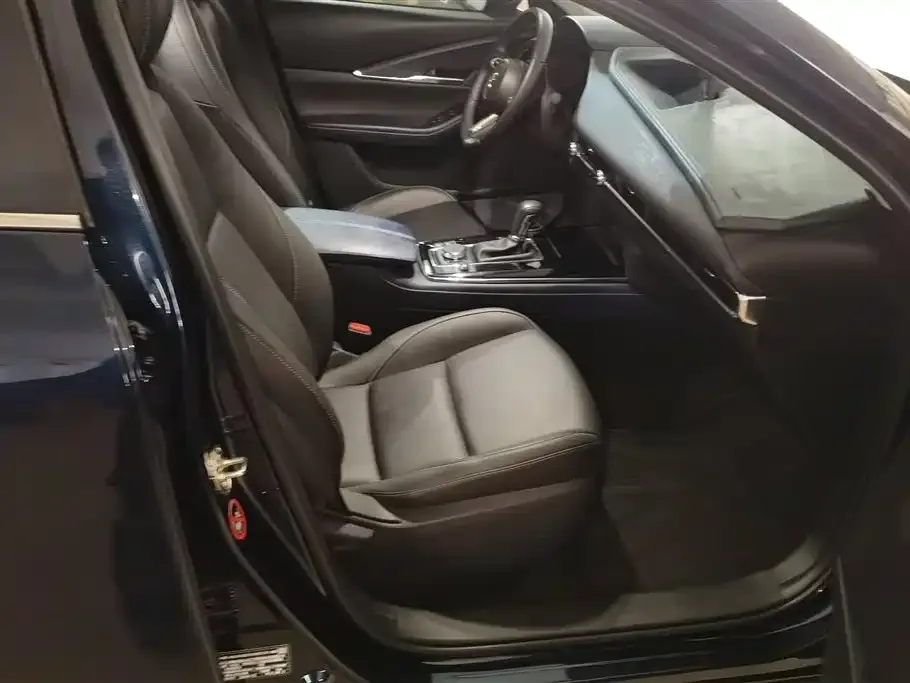 Mazda CX-30 2025 из CN, фото 6