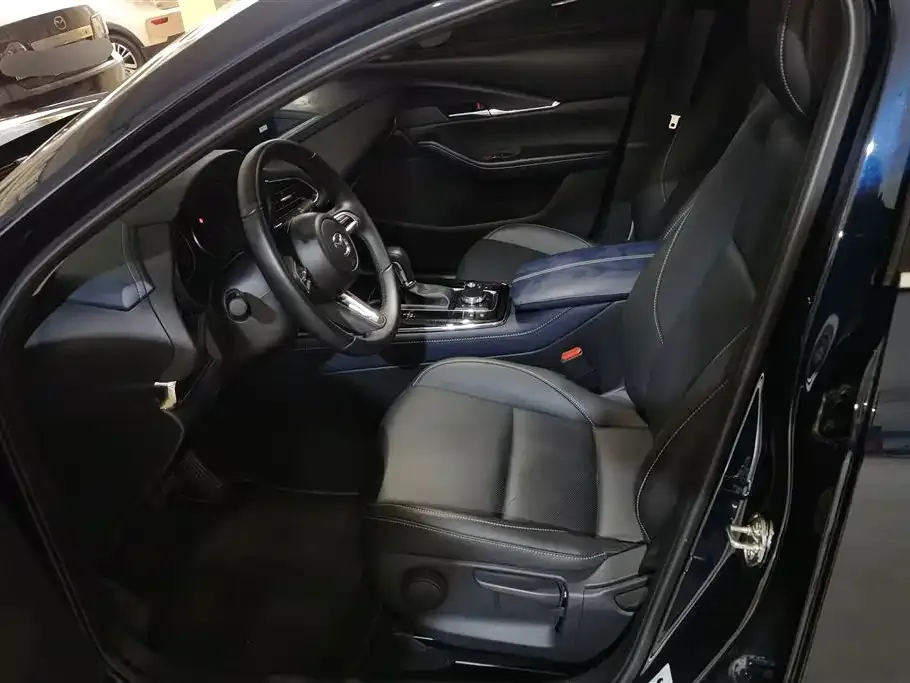 Mazda CX-30 2025 из CN, фото 8