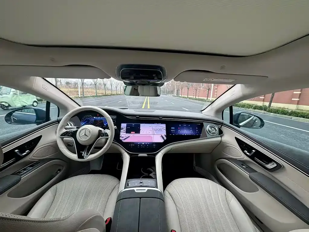 Mercedes-Benz EQS 2023 из CN, фото 3