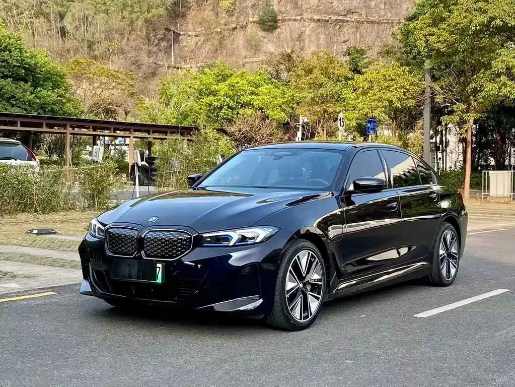 BMW i3 — фото 1