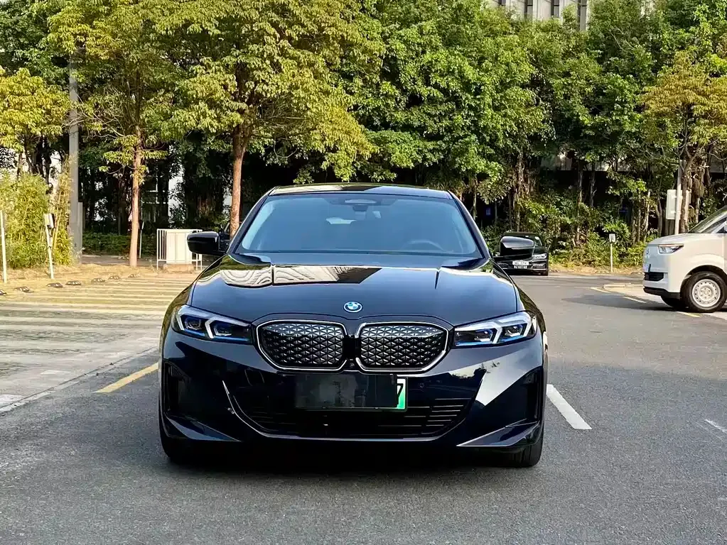 BMW i3 — фото 7