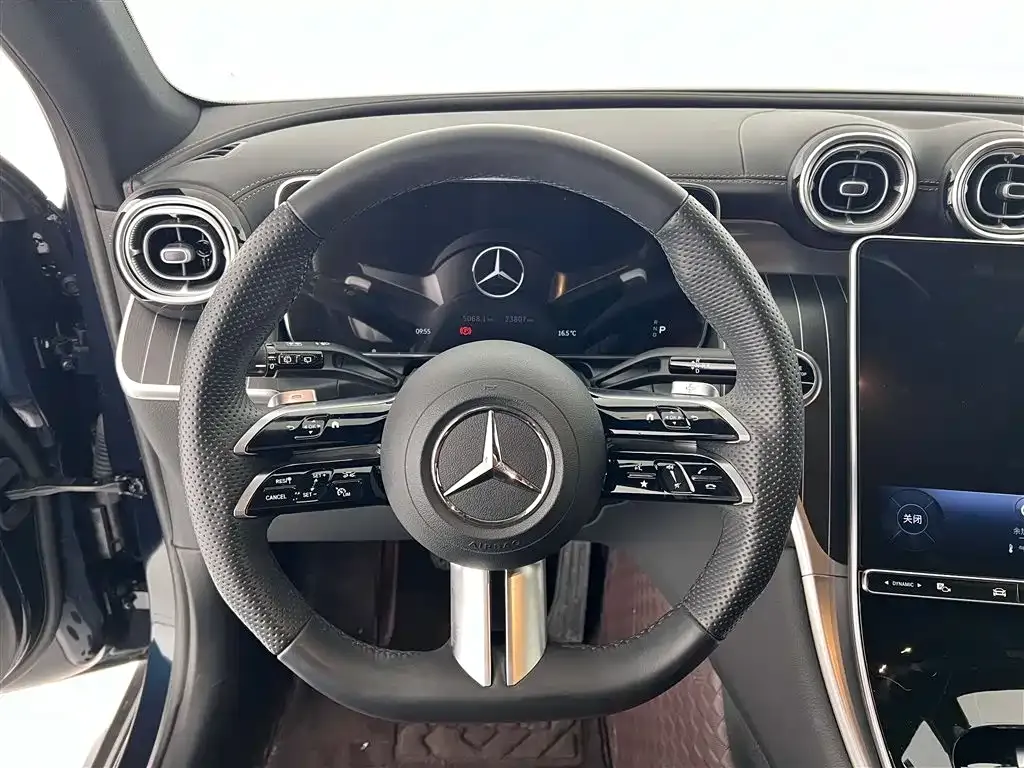 Mercedes-Benz GLC — фото 9