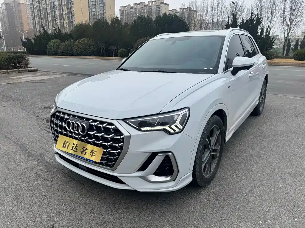 Audi Q3 2024 из CN, фото 1