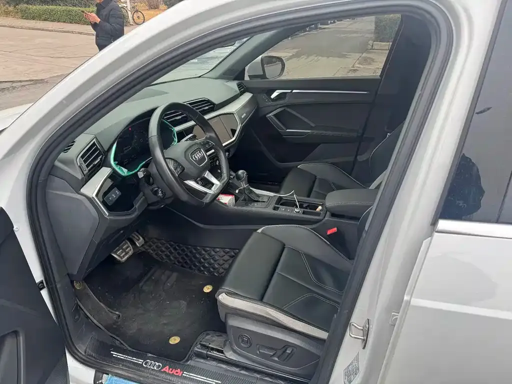 Audi Q3 2024 из CN, фото 5