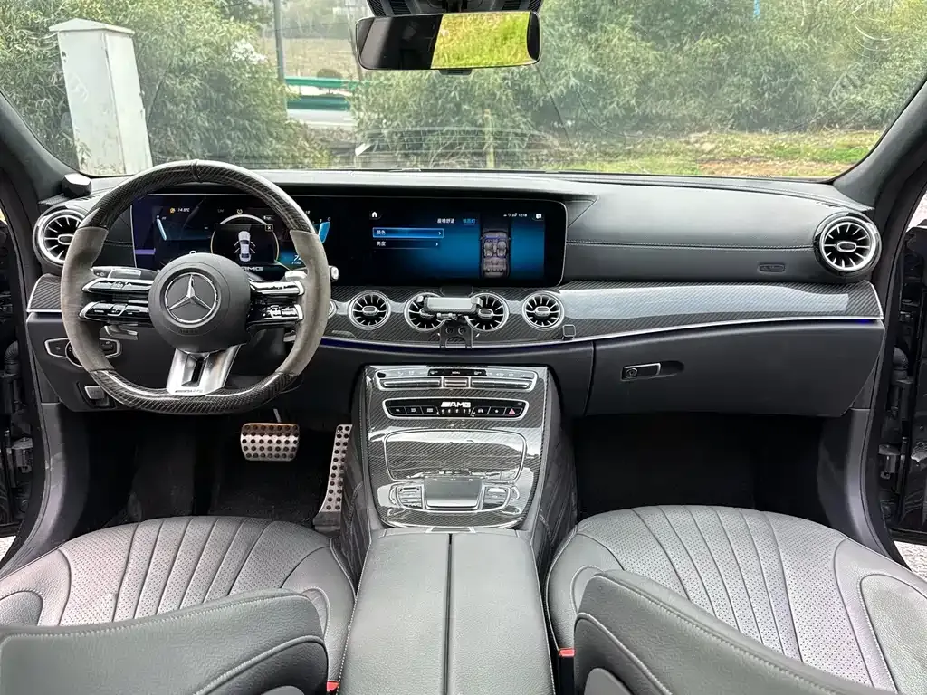 Mercedes-Benz CLS — фото 6
