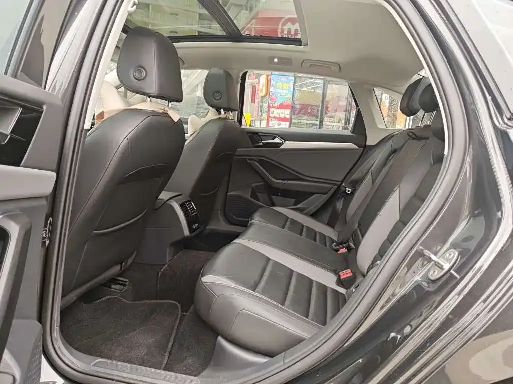 Volkswagen Sagitar 2022 из CN, фото 4
