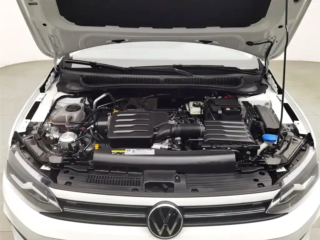Volkswagen Polo 2023 из CN, фото 6