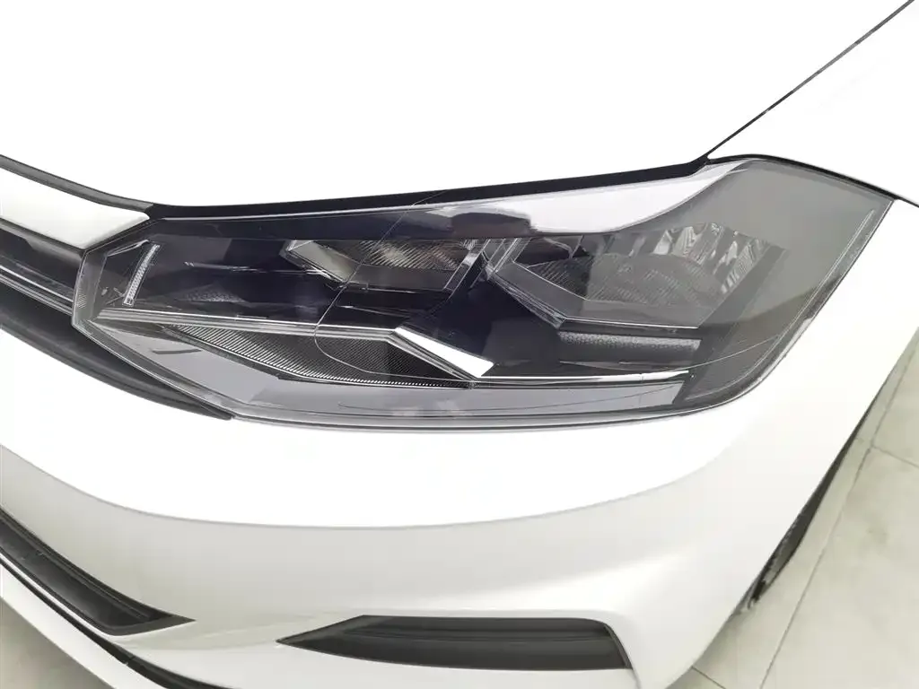 Volkswagen Polo 2023 из CN, фото 2
