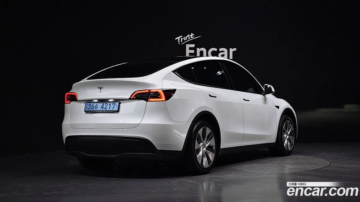 Tesla Model Y 2023 из KR, фото 5