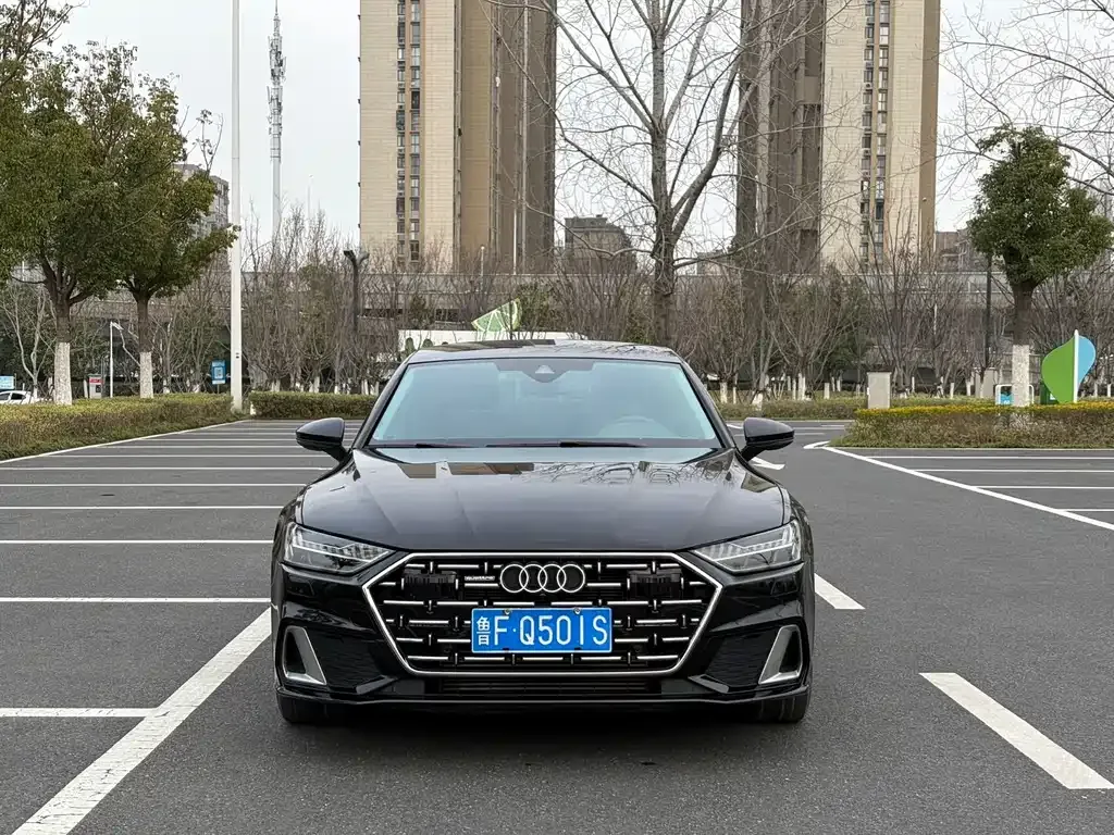 Audi A7L — фото 6