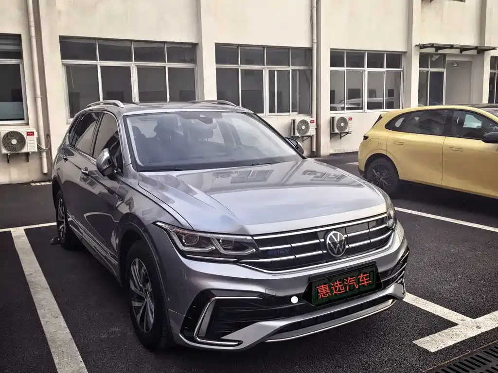 Volkswagen Tiguan L New Energy — фото 2
