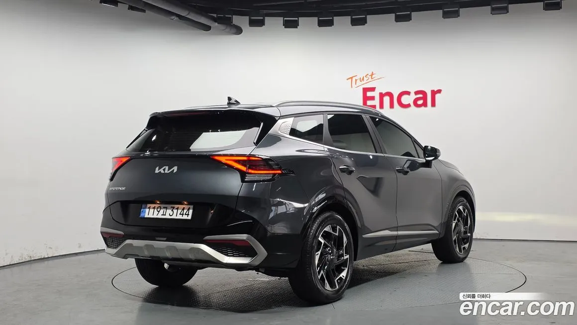 Kia Sportage — фото 9