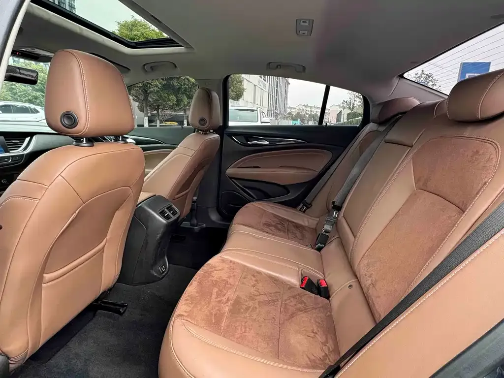 Buick Regal — фото 7