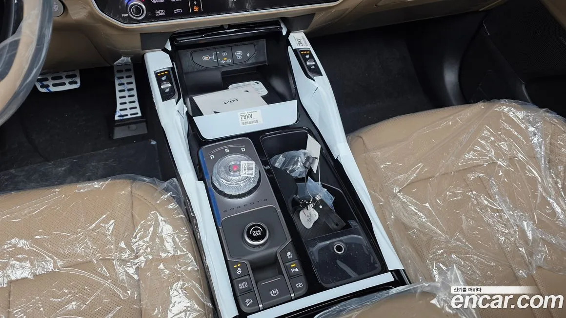 Kia Sorento — фото 10
