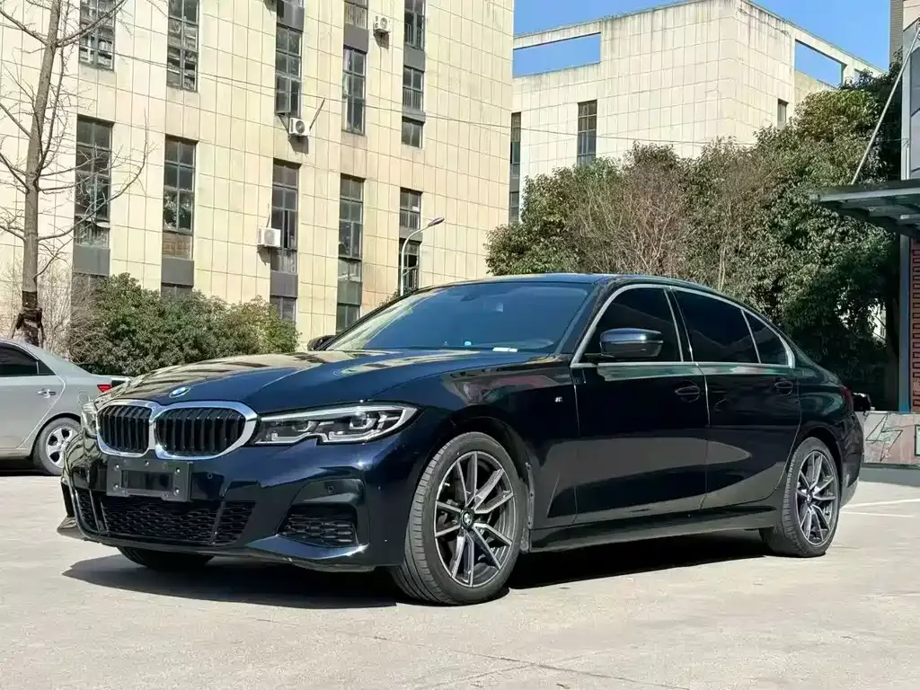 BMW 3 Series — фото 1