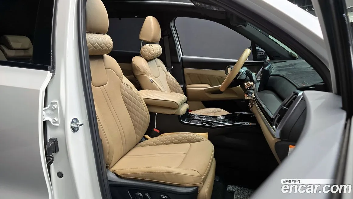Kia Sorento — фото 10