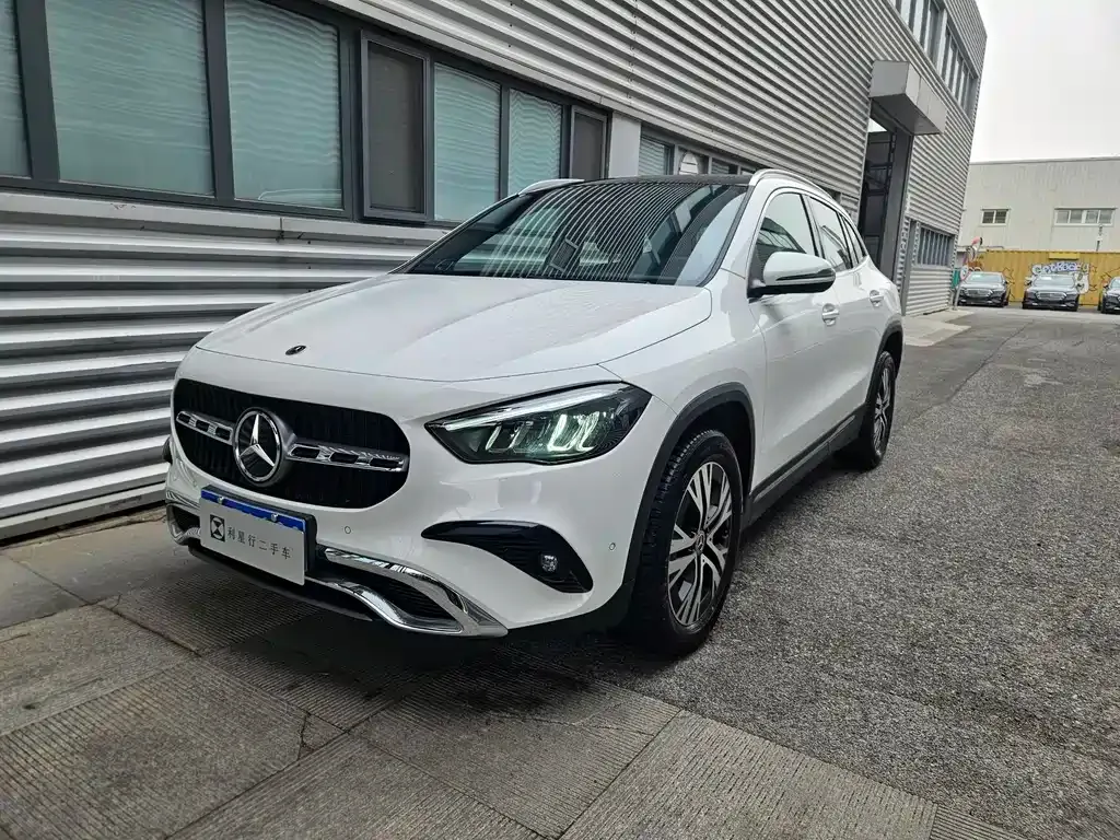 Mercedes-Benz GLA 2024 из CN, фото 1