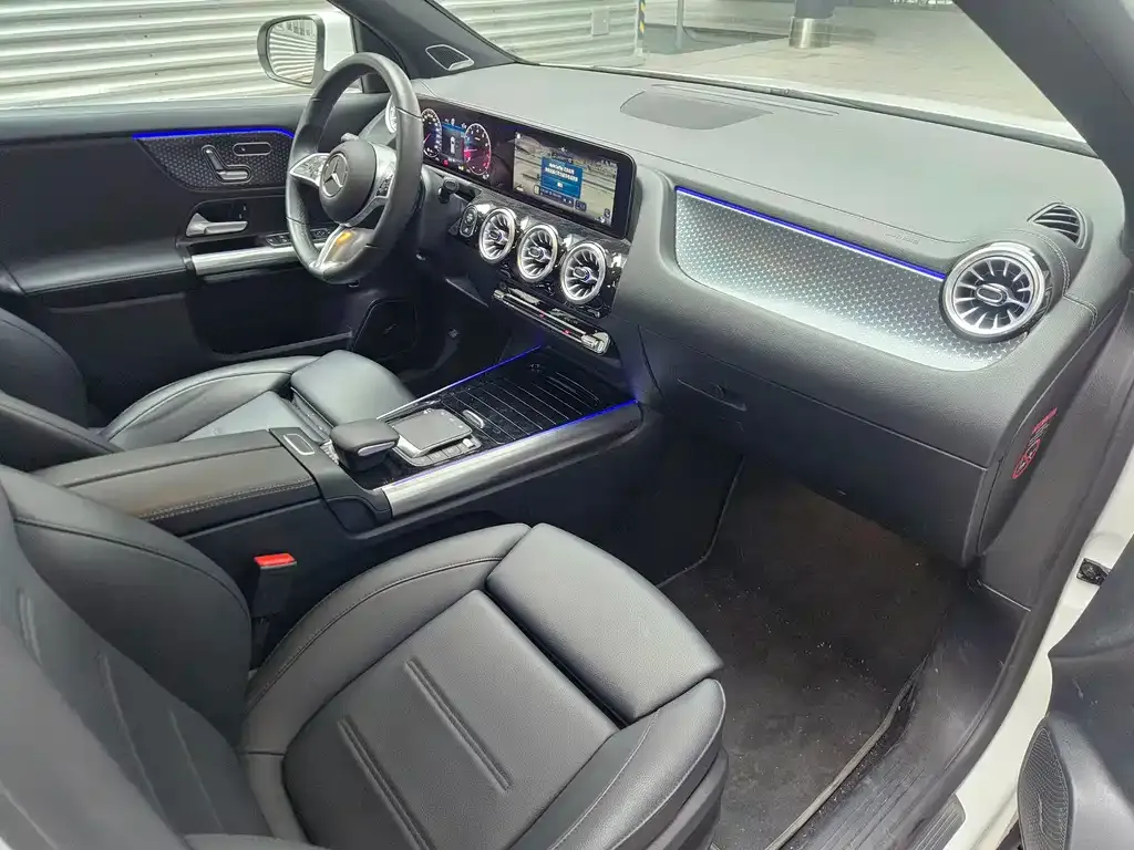 Mercedes-Benz GLA 2024 из CN, фото 2