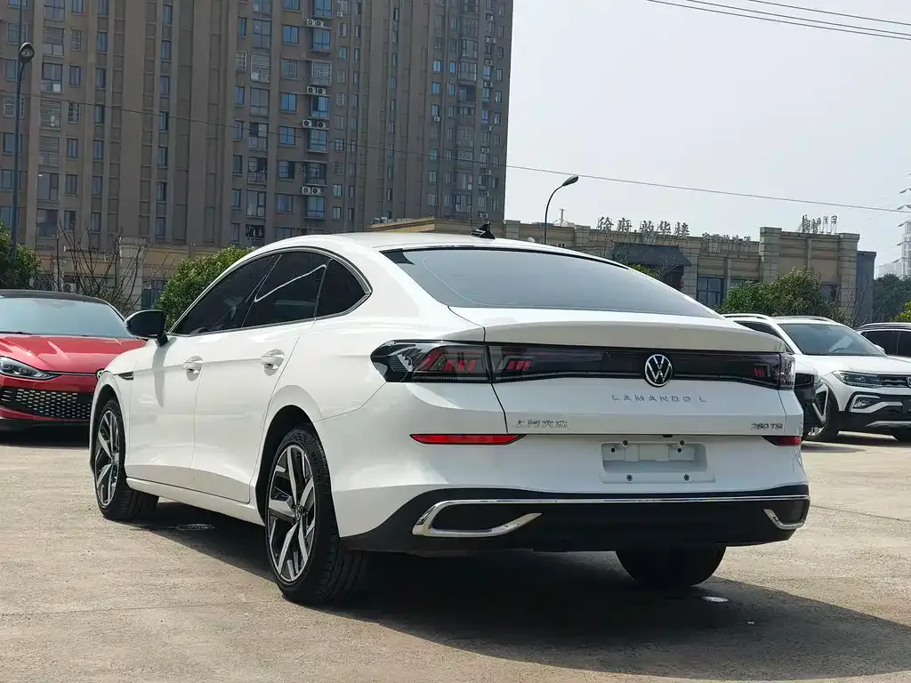 Volkswagen Lamando 2023 из CN, фото 3