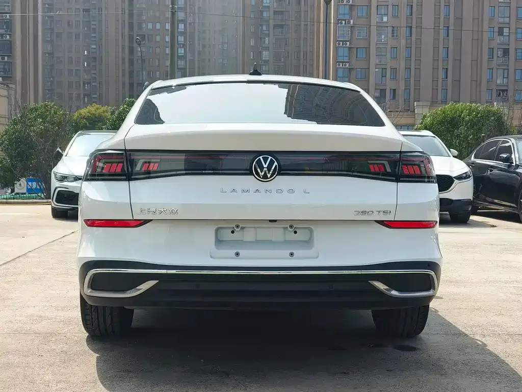 Volkswagen Lamando 2023 из CN, фото 8