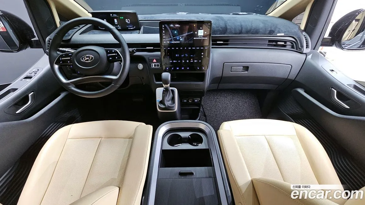 Hyundai Staria — фото 4