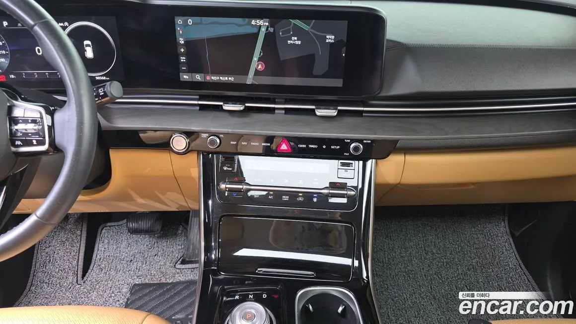 Kia Carnival — фото 10