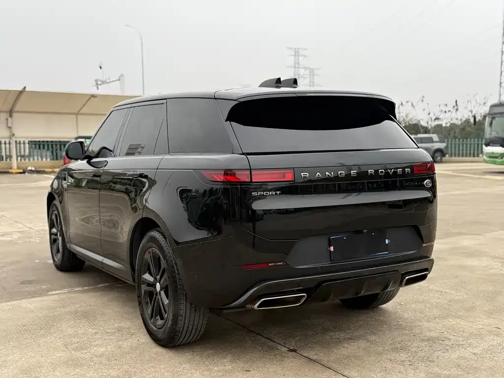 Land Rover Sport 2023 из CN, фото 2