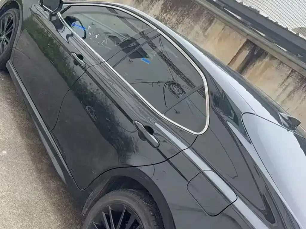 Toyota Camry 2023 из CN, фото 4