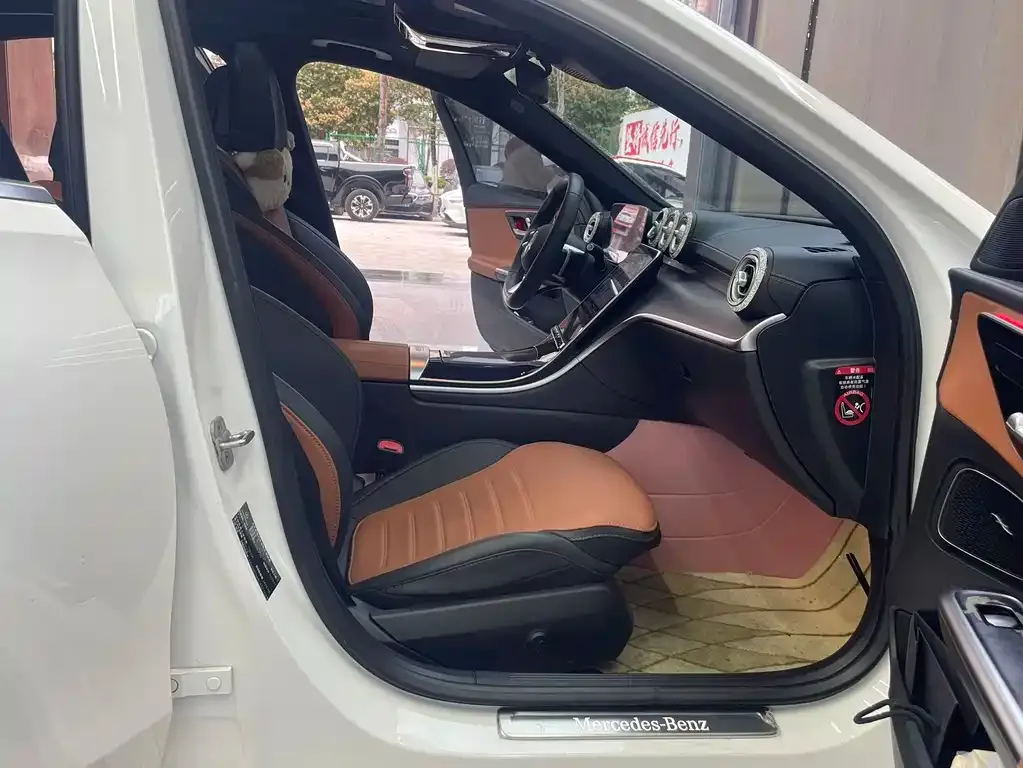Mercedes-Benz C-Class 2024 из CN, фото 8
