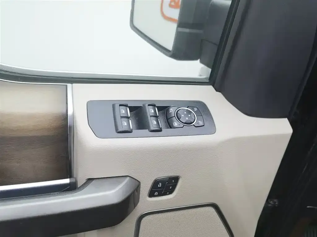 Ford F-150 Raptor 2021 из CN, фото 7