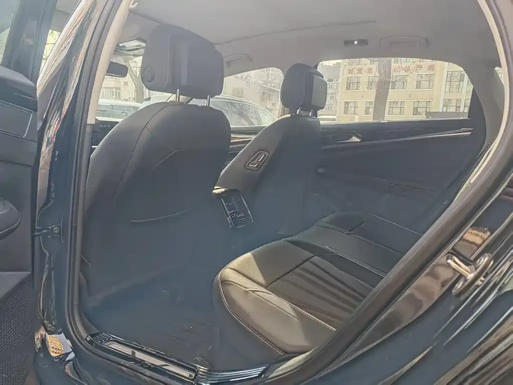 Volkswagen Passat 2024 из CN, фото 7