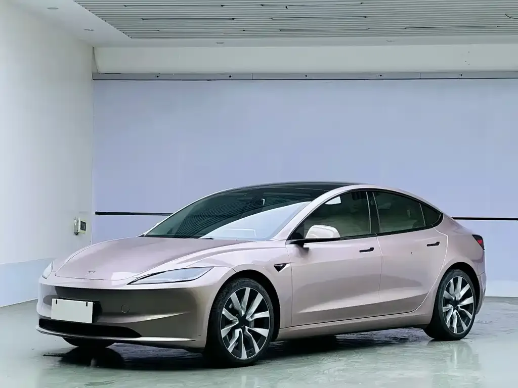 Tesla Model 3 2023 из CN, фото 1