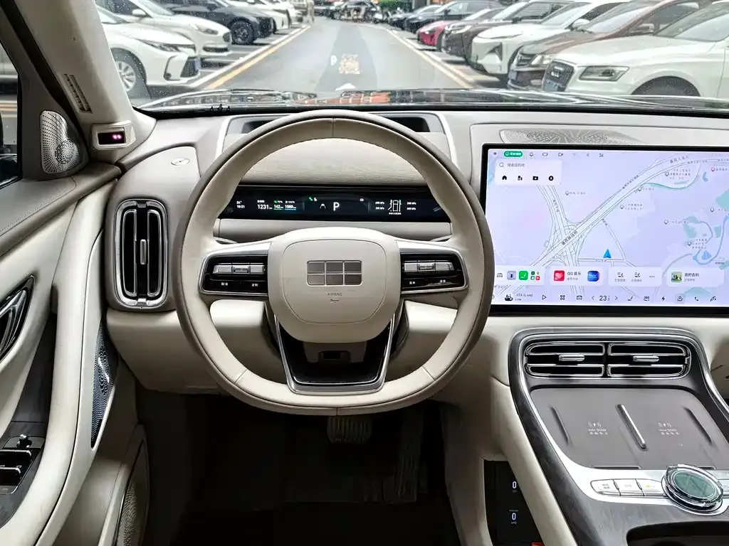 Geely Galaxy M9 — фото 8