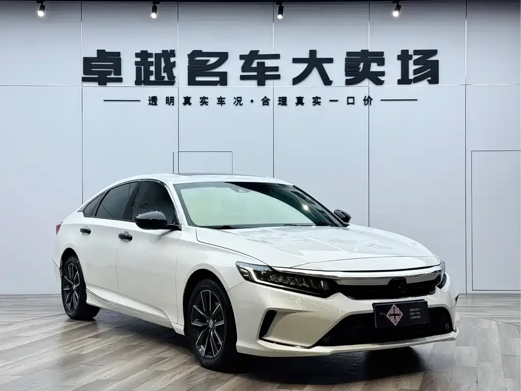 Honda Inspire — фото 1