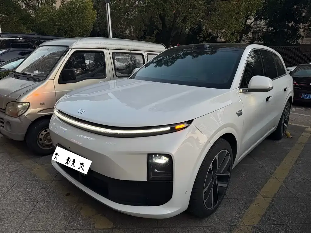 Li Auto L6 2024 из CN, фото 1