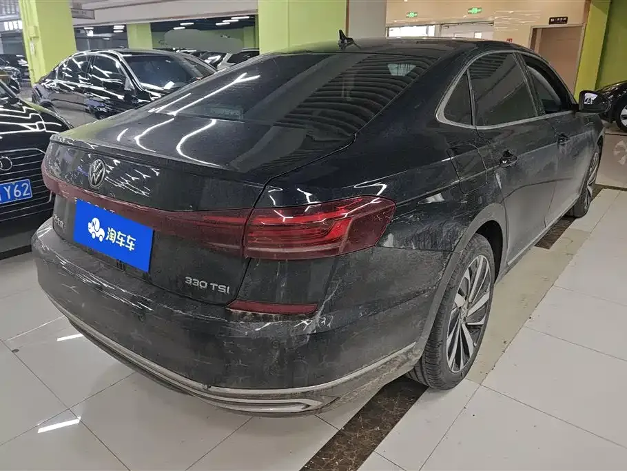 Volkswagen Passat — фото 10