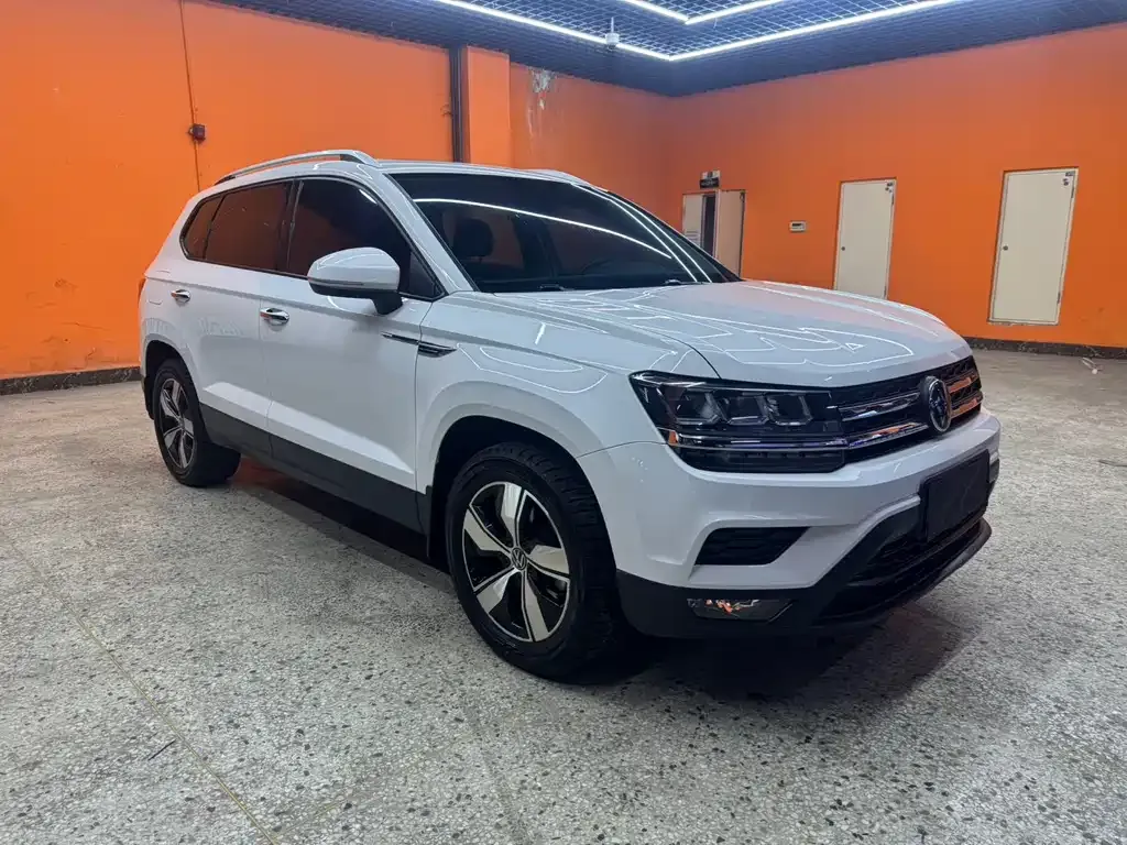 Volkswagen Tharu — фото 5