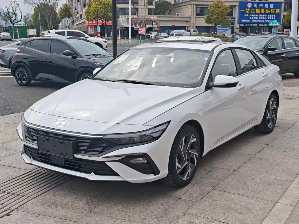 Hyundai Elantra 2026 из CN, фото 1