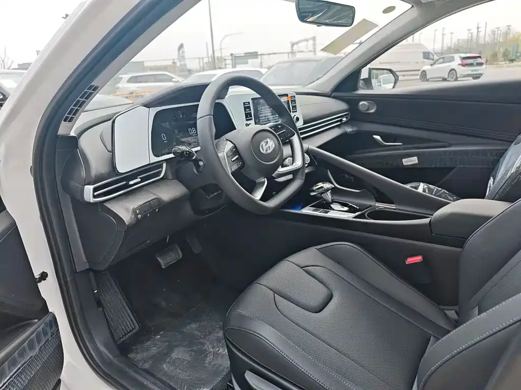 Hyundai Elantra 2026 из CN, фото 7