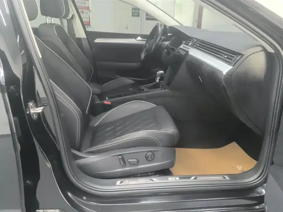 Volkswagen Magotan GTE PHEV 2023 из CN, фото 7