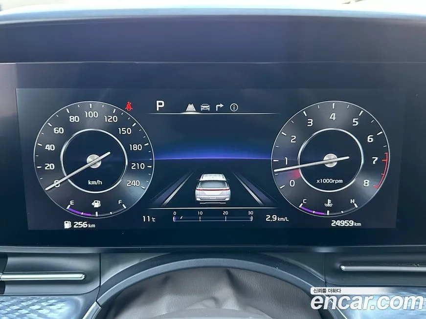 Kia Carnival — фото 10