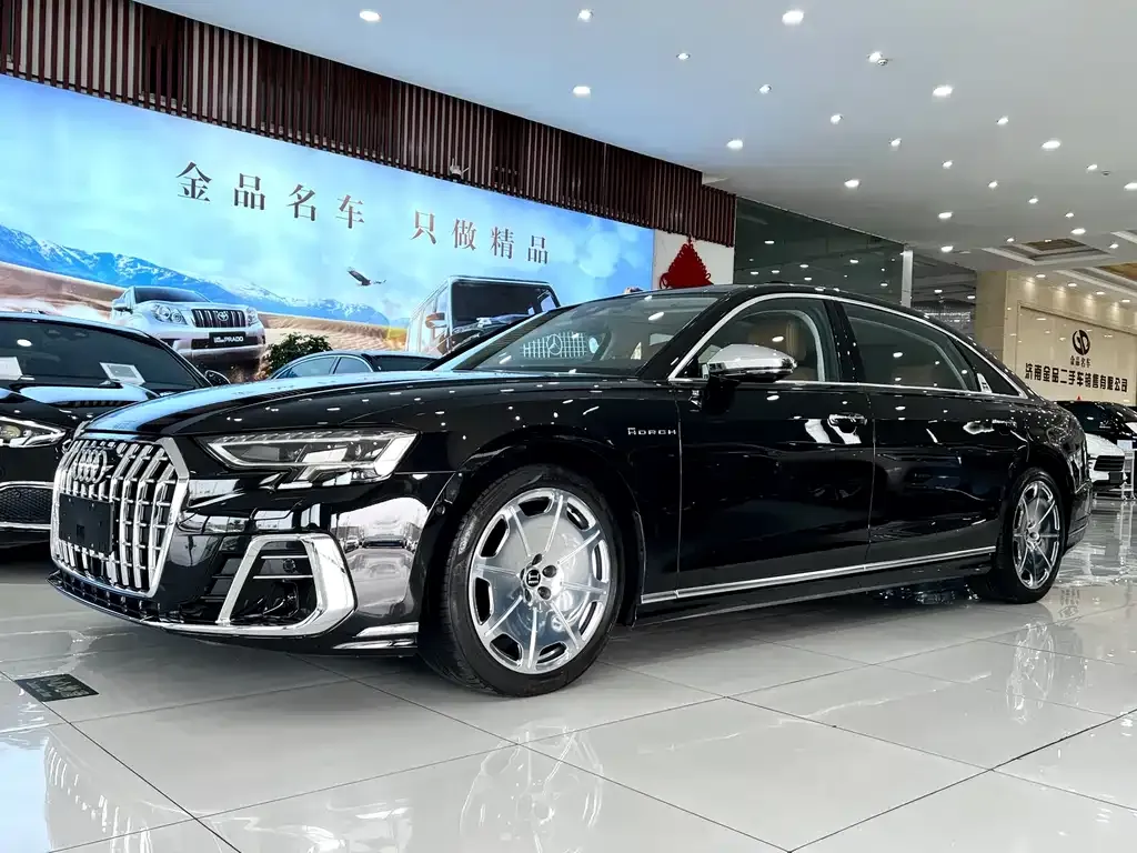 Audi A8 — фото 2